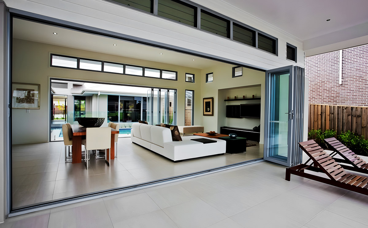 Luxury Villa Living Room with Postless 270-Degree Corner Folding Glass Doors Luxury Villa Living Room with Postless 270-Degree Corner Folding Glass Doors